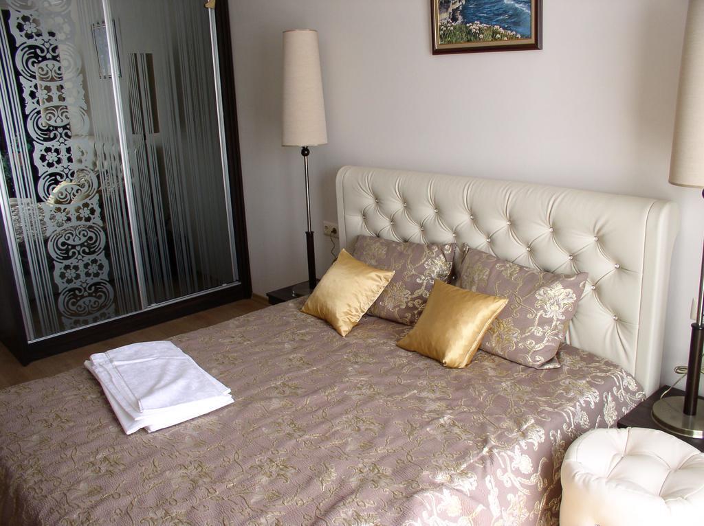 Lvv Palace Apartment Sunny Beach Exterior photo